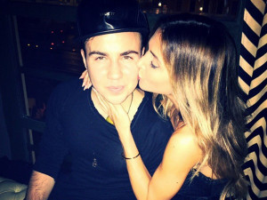 mario-gotze-mit-ann-kathrin-brommel-auf-ibiza