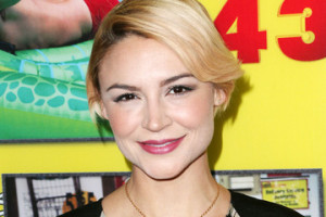 Samaire Armstrong Pictures, Photos & Images - Zimbio