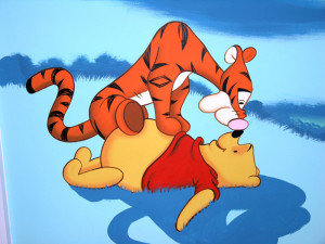 Tigger+and+pooh+pictures+pooh-and-tigger-2-mural.jpg