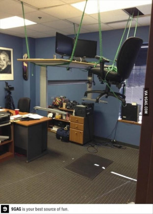 The Best Of Office Shenanigans – 34 Pics