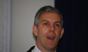 Arne Duncan - Find news stories, facts, pictures and video about Arne ...
