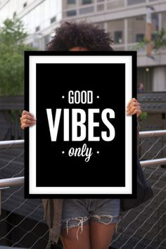 Inspirational Poster Typography Quote “Good Vibes Only