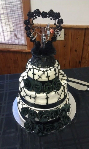 Nightmare Before Christmas Wedding cake Rose Wedding Cake, Christmas ...