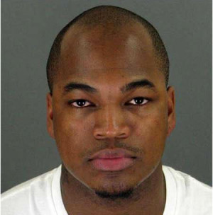 Ever wondered why you rarely saw Ne-Yo without a hat? Well read on to ...