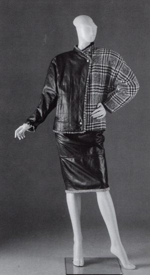 Gianni Versace 1982 - Il modello da origine a una nuova versione del ...