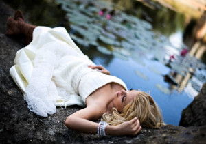 de stressed bride top wedding planning tips to reduce stress