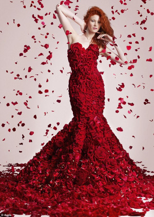 Dresses Made Up of Real Flowers You Didn’t Know