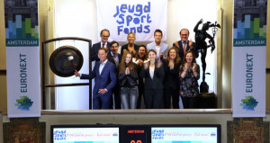 the bell and open the stock market at the Amsterdam Stock Exchange ...