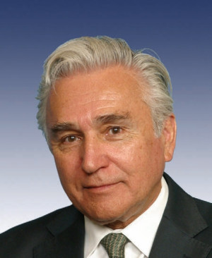 summary maurice hinchey born as maurice dunlea hinchey in new
