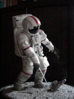on the moon.On the first moon landing, US astronaut Alan Shepard ...