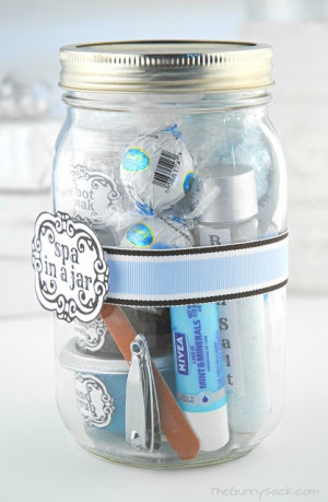 Great DIY Spa Day Gifts In A Jar Kit!