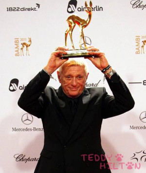 John Leguizamo and Ric O'Barry will light the Empire State building ...