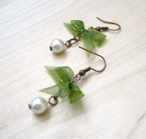 by MetroGypsy Mistletoe Bride earrings by Feral Strumpet Mistletoe ...