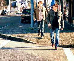 dean winchester sam winchester Jensen Ackles gif:jensen mystery spot ...