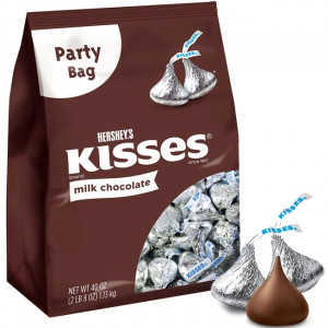 Silver Milk Chocolate Hershey's Kisses - 40 oz Party Bag