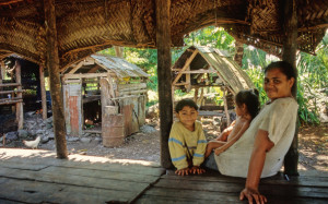 Samoan Crafts Stay with a samoan family