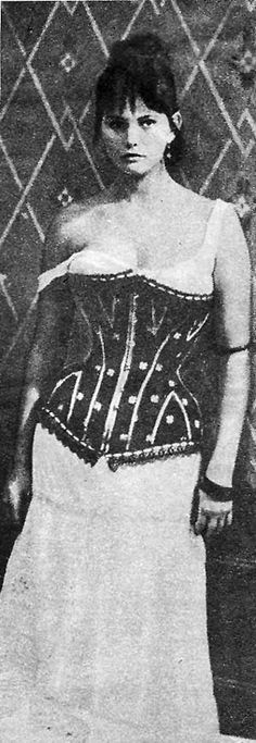 La Viaccia (The Lovemakers) with Claudia Cardinale