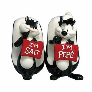 Looney Tunes Pepe Le Pew & Penelope Salt And Pepper Shakers
