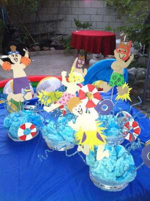 Pool party centerpiece