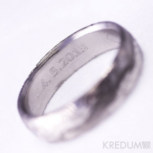 Computer jewelry engraving
