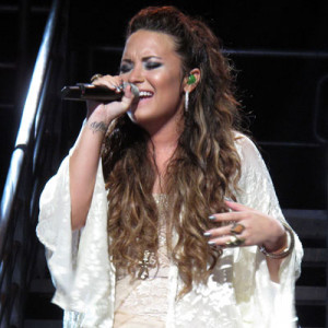 Demi Lovato Singing