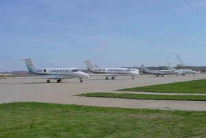 airport, changi airport arrivals, airport weather, airport delays, phl ...