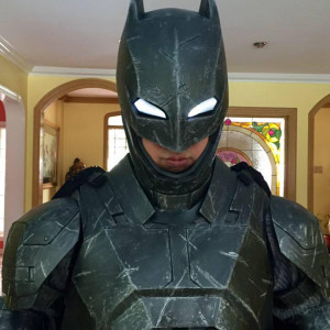 Cosplay for the Day: Batman Self Preservation Suit Cosplay by Pablo ...