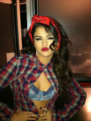 Selena Gomez Chola Chick