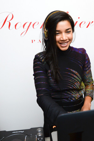 Roger Vivier Pictures