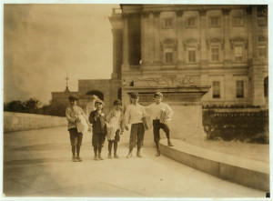 1912_newsboys_with_Senate_behind.jpg