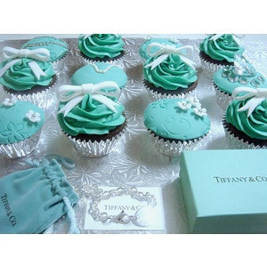 Tiffany & Co. cupcakes :)