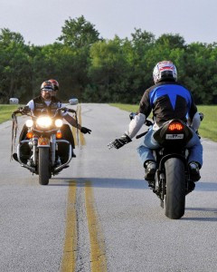 Comprimento de motociclistas na estrada