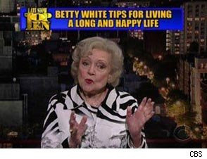 Betty White Reveals Tips for Living a Happy Life on 'Late Show' (Video ...
