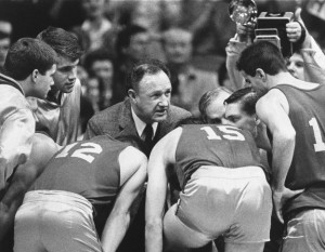 gives instructiosn during the filming of the 1986 movie 'Hoosiers ...