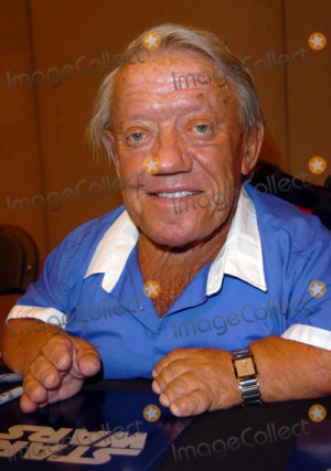 Kenny Baker Picture London Kenny Baker at the London Film and Comic