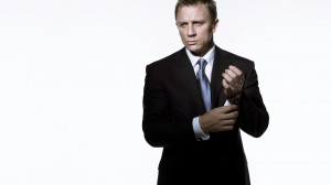 Daniel Wroughton Craig In Black Suit Images, Pictures, Photos, HD ...