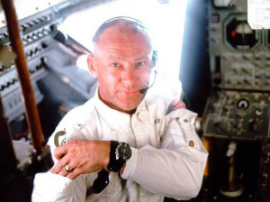 Astronaut Buzz Aldrin Says This Is The One Thing He Regrets Never ...