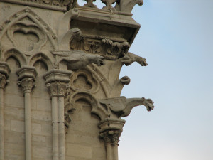 Gargoyles_Notre-Dame_de_Paris