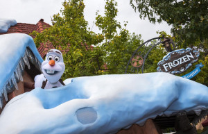 Entrance to Disneyland Anna and Elsa Meet and Greet, Paul Hiffmeyer ...