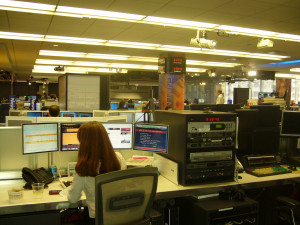 Treasure tweeting hashtag racing amp The Newsroom Vines Today s Best