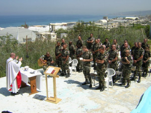 Description Unifil catholic mass.jpg