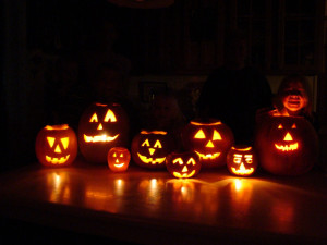 halloween boo halloween weve been bood basically you hang the boo ...