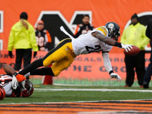 ... scores a touchdown in the fourth quarter Sunday. (Photo: USA Today