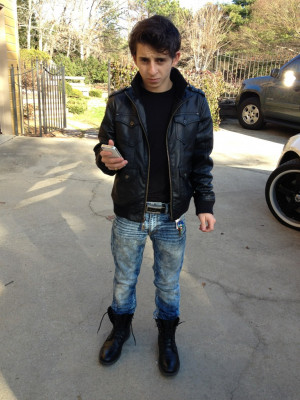 Displaying 19> Images For - Mateo Arias And Moises Arias...