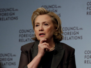 Hillary Clinton says U.S. gun safety debate is dominated by extremist ...