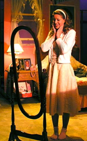 Melissa Benoist As Kim MacAfee In The Town Hall Arts Center S Bye