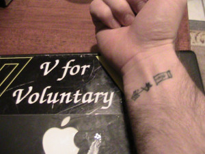 Here are a few deabeat tats from Eyre’s ink page :