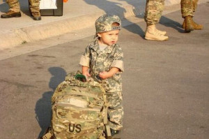 1309008442111 عکس کوچکترین سرباز دنیا