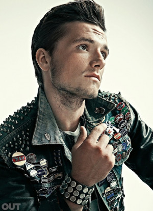 Quote of the Day: Josh Hutcherson Wants Hunger Games Threesome With ...