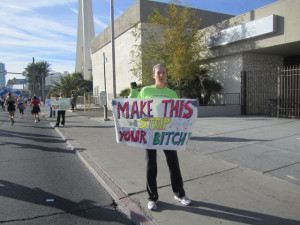 FUNNY MARATHON SIGNS